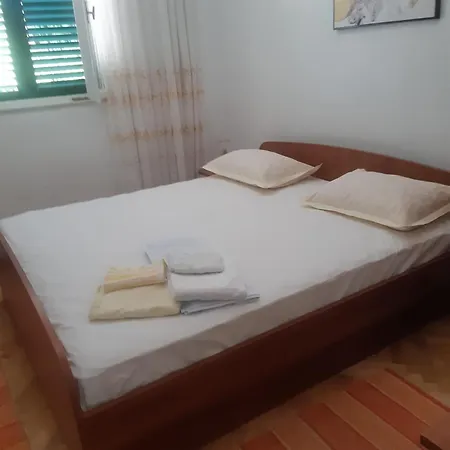 Daire With Wifi Supetar, Brac - 5667 Supetar
